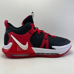 NWOT NIKE "Lebron Witness 7" GS "Bred" Basketball Shoes Size 6Y youth